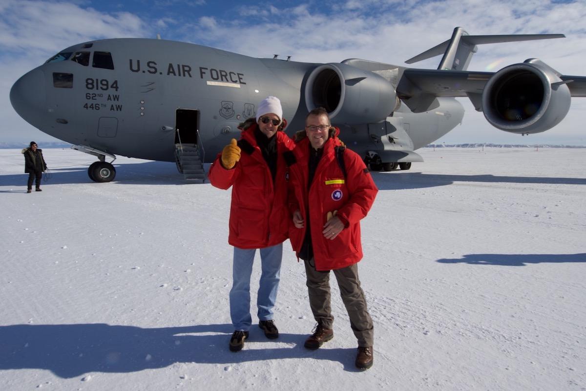 Glen Johnson ’85 (right) traveled the world  from 2013 to 2017 with U.S. Secretary of State John Kerry