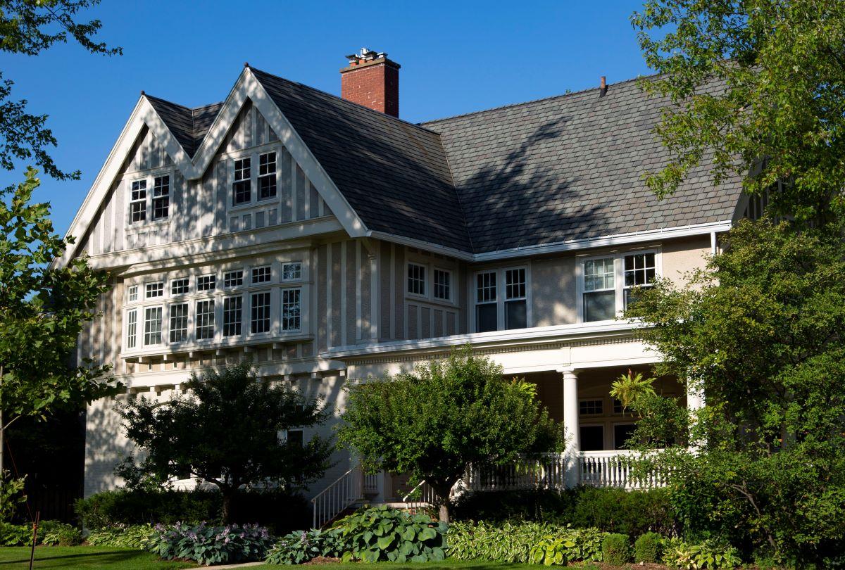 The outside of Olive Hamar House 