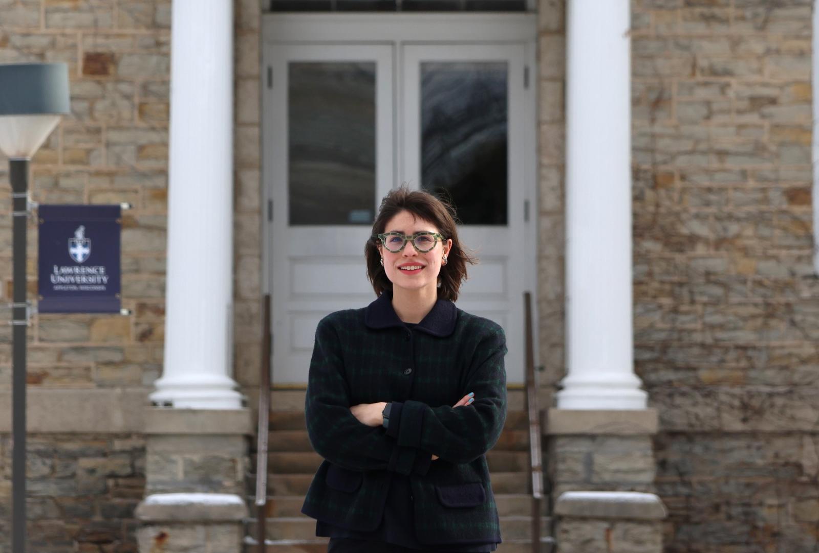 Portrait on Main Hall Green: Anne Ratnoff (Photo by Adrian Stancil-Martin '28)