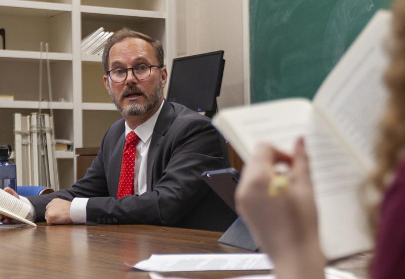 Garth Bond leading class group discussion