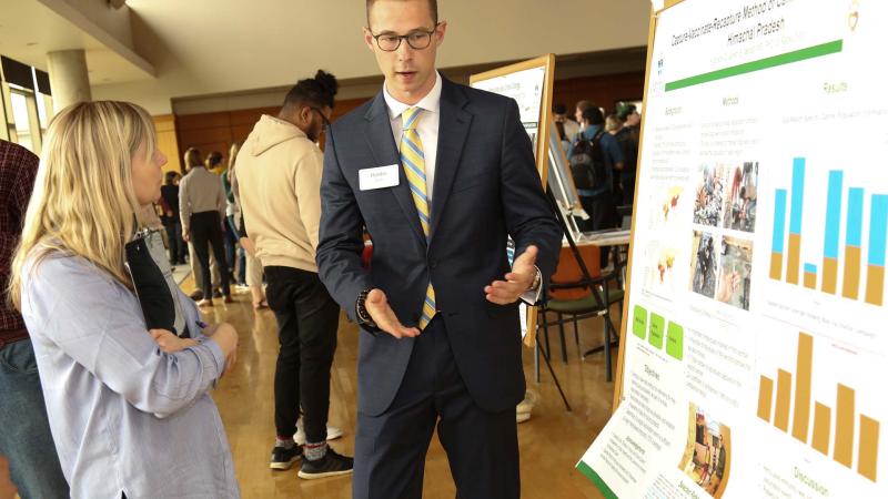 Biology major student presents research project at BioFest