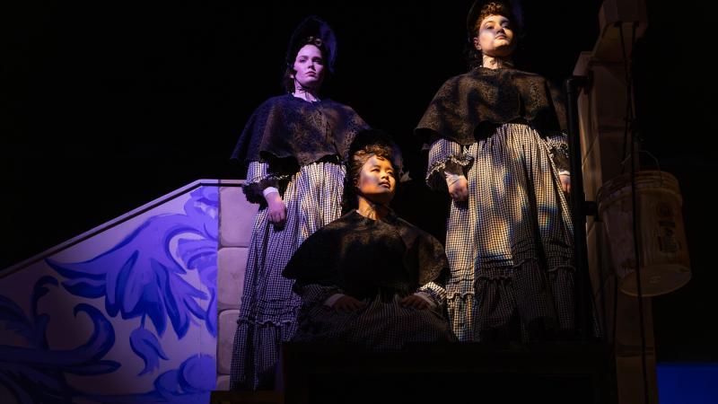 Alex Berget, Chelsea Dongas, and Anna Milton during opera rehearsal for 爱丽丝Tierney.