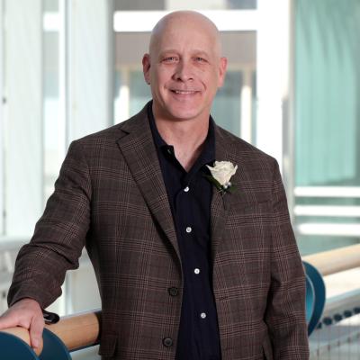 Eric Simonson ‘82
